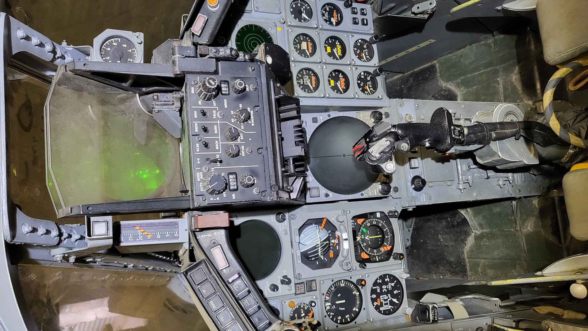 cockpit 9